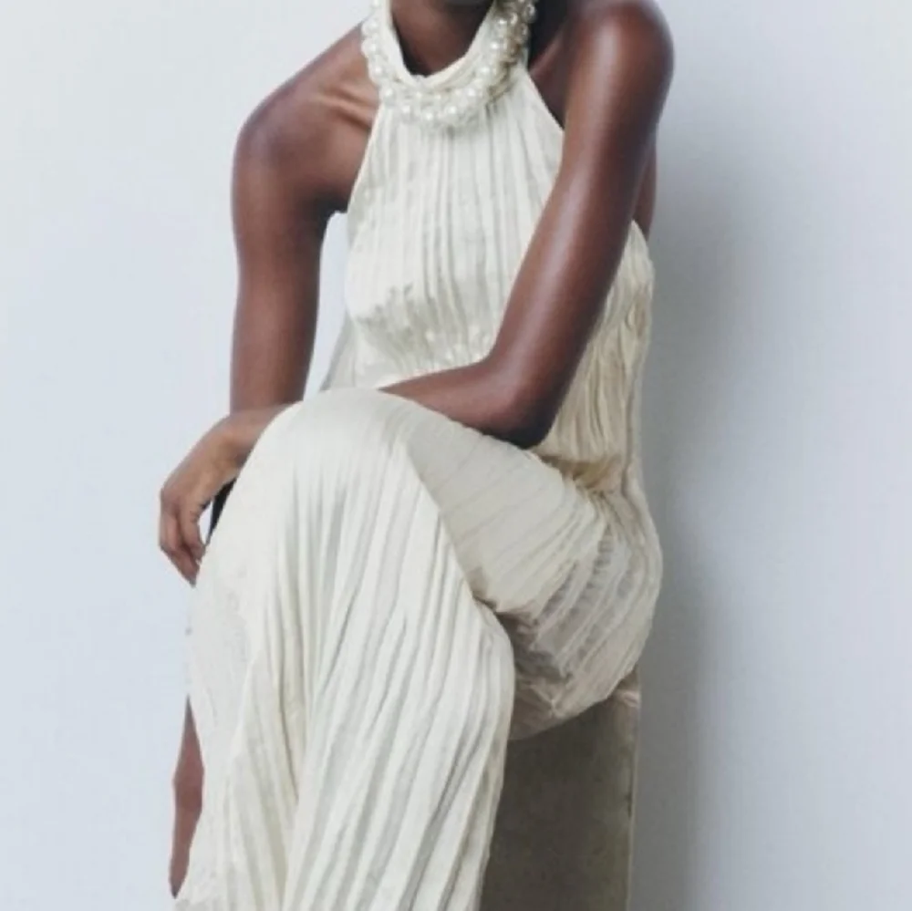 New Pleated Zara Maxi Dress Xs-S - Picture 7 of 12